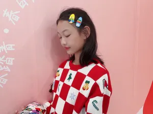 Süße Kinder Haarnadeln mit Filz Stickerei Design, schöne Cartoon Haarspangen für Mädchen.