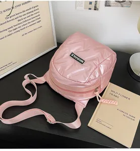 Rosa Puffer Umhängetasche für Damen, weiche gesteppte Tasche, stylische lässige Tasche.