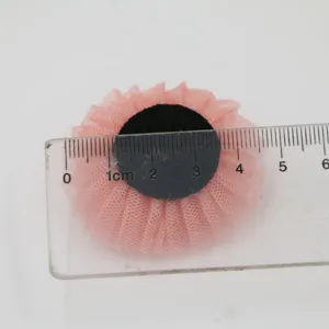 Rosa DIY Tüll Blumen Zubehör für handgemachte Handwerk Haarklammern und Schuhe Detailansicht.