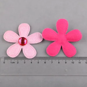DIY handgemachte fünfblättrige Stoffblumen mit Strass für Haarschmuck und Kleidung Dekoration.