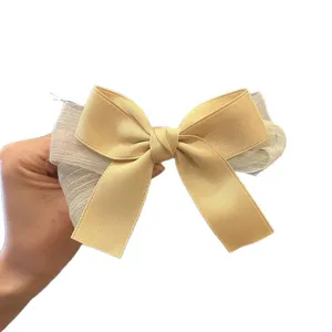 Bonito pasador de pelo con lazo malla princesa accesorio para niñas pequeñas.