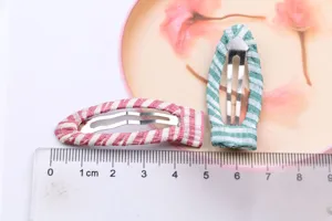 Stoff ummantelte Klick Haarklammern süße gestreifte Haarnadeln für Mädchen Haarschmuck Artikel