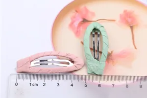 Gewebe umwickelte Klick Haarspitzen Set, süße rosa und grüne Haarzubehör für Kinder.