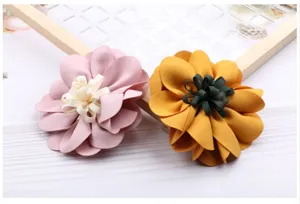 Koreanische handgemachte Stoffblumen DIY-Accessoires fuer Kinder Haarband und Spange.