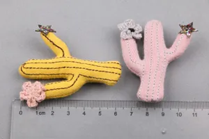 Handgemachte Cartoon Kaktus Haarschmuck DIY Material, süße Stoff Plüsch Haarklammer Dekoration.