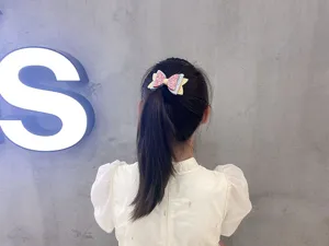 Mehrfarbige Glitzer Schleife Haarklammer für Kinder, süßes koreanisches Prinzessin Accessoire.