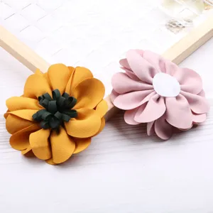 Handgemachte Stoffblumen DIY Haarschmuck Zubehör Kunstblumen Dekoration für Kinder.