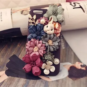 Handgemachte Stoffblumen Handyhülle mit süßem Kaninchen Perlen Dekor koreanischer Stil Schutzhülle