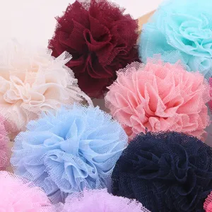 Bunte Netz-Tüllbälle für DIY-Haaraccessoires, Kleidungsdekoration und Bastelbedarf.