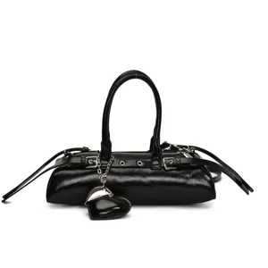 Modische schwarze Damen Schultertasche aus PU Leder, trendige koreanische Kissentasche mit Herz.