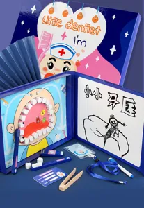 Set di giocchi di ruolo per dentista in legno per bambini con modello di denti e strumenti.