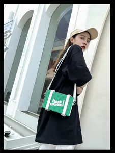 Koreanische modische bedruckte Box Umhängetasche für Damen, trendige grüne Umhängetasche.