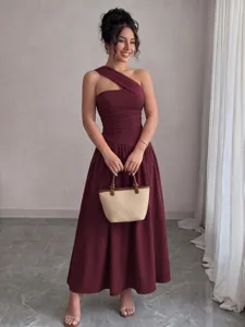 Elegant one-shoulder pleated maxi dress for women, stylish sleeveless A-line wine red gown.