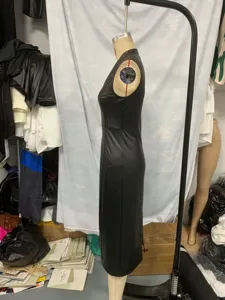 Robe midi femme sexy en cuir PU uni coupe moulante col V fente dos sans manches