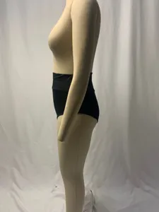 High-Waist Bauchweg-Formungsshorts, schwarze einfarbige Yoga Fitness Activewear Detail.