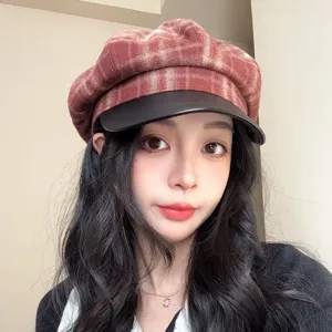 Korean style plaid newsboy hat for women, retro octagonal beret with leather brim for autumn.