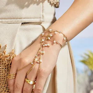 Hermosa pulsera de cadena de mano de perlas estilo frances anillo joya dorada chic