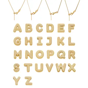 Collar con colgante de iniciales de 26 letras de acero inoxidable dorado con circonita cúbica.