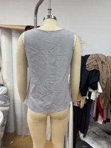 Donna casual elegante senza maniche girocollo monocolore grigio canotta top basic estivo.