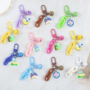 Set portachiavi e ciondoli borsa fai da te serie campeggio colorati con simpatici pendenti.