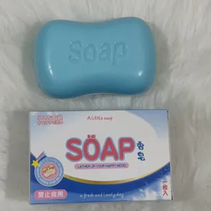 Süßes blaues Squishy-Spielzeug in Seifenform mit kreativer Geschenkverpackung
