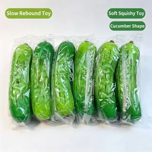 Set mit 6 realistischen Gurken-Squishy-Stressabbau-Spielzeugen in Einzelverpackung