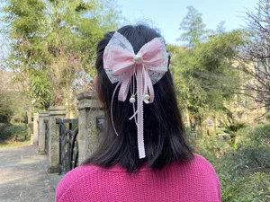 Dulce horquilla con lazo rosa estilo Lolita japonés con perlas y encaje para niñas.