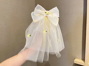 Children mesh bow hair clip sweet fairy veil flower girl birthday party hair accessory detail shot