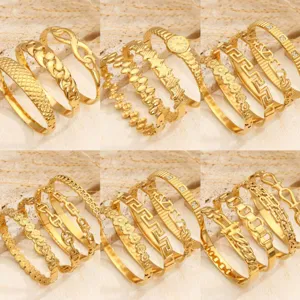 Bracciale Rigido in Acciaio Inossidabile Placcato Oro 18K per Donna Texture Geometrica a Serpente Gioielli di Moda Regalo