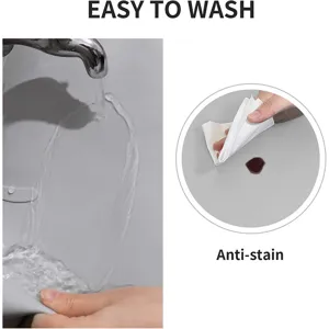 Silicone cloud placemat detail view, waterproof, oil-proof, easy to wash and anti-stain.