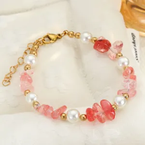 Pulsera de cadena de oro con piedra triturada rosa y perla para mujer estilo dulce de verano.