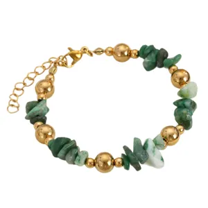 Bracciale con pietre verdi naturali e perline dorate eleganti gioielli moda estiva