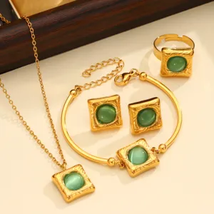 Retro Roestvrij Staal Goud Sieradenset Voor Dames Heren Geometrische Vierkante Hanger Ketting Armband Oorbellen Ring Kattenoogsteen Vierdelige Sieradenset