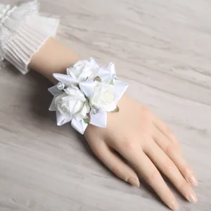 Corsetto da polso con rose bianche per matrimonio damigella accessorio di fiori artigianali