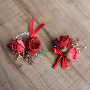 Burgunderrote Hochzeit Korsage und Handgelenk Blume Set für Braut Bräutigam Feier Accessoires