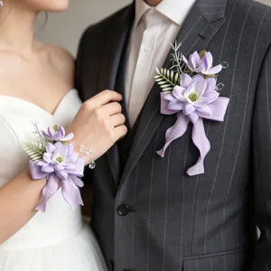 Lila Hochzeits-Boutonnière und Handgelenk-Korsagset koreanischer Stil Blumen-Details