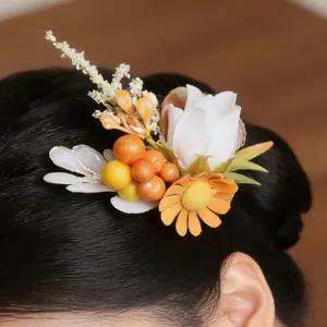 Forest style floral hair pin bridal hair clip artificial daisy berry headwear set