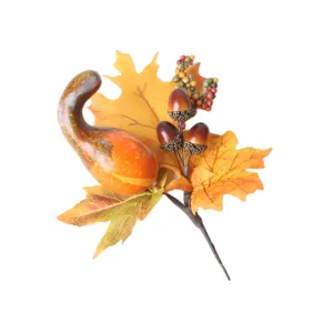 Kunstmatige herfst esdoornblad pompoen dennenappel bes prikker voor oogstfeest decor.