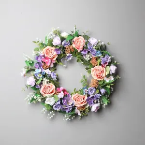 Künstlicher Blumenkranz mit rosa Rosen und lila Hortensien für schöne Wand und Tür Dekoration.