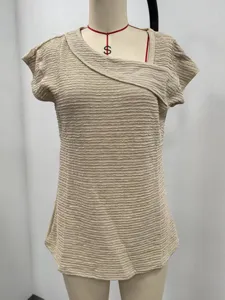 Vrouwen Zomer Asymmetrische Kraag Korte Mouw Getextureerd T-Shirt Elegante Top Mode