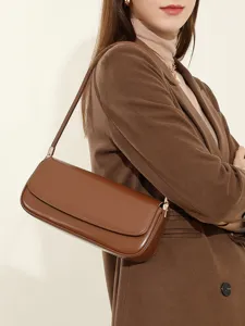 Elegante bruine lederen schoudertas minimalistische baguette handtas voor dames dagelijks