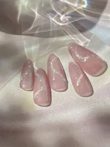 Uñas postizas de estrella exquisitas con diseño de constelación 3D brillante, set rosa.
