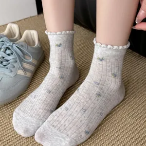 Korean style thin floral socks for women, sweet ballet core lace trim cute heart pattern short socks.