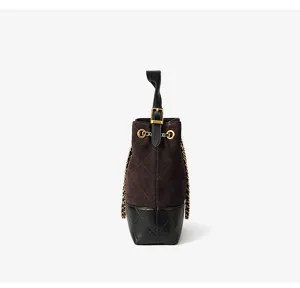 Borsa a secchiello in camoscio con catena, elegante borsa a spalla da donna in pelle chic.