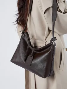 Borsa a tracolla morbida in vera pelle da donna, grande borsa marrone elegante.