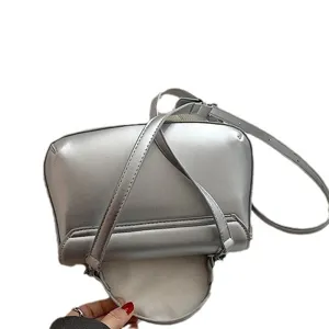 Schicke silberne PU Leder Umhängetasche für Damen Mode Freizeittasche Handtasche
