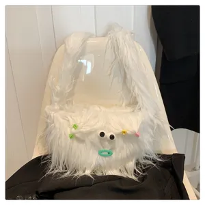Weißer flauschiger Umhängetasche mit süßen Augen und Haarspangen, Winter Plüsch Handtasche.