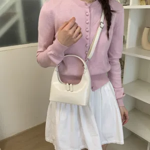 Minimalistische weiße Lackleder Baguette Tasche schicke Damen Umhängetasche für Alltag