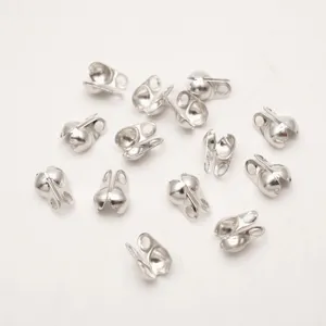 Coprinodo a conchiglia color argento componenti per bigiotteria per collane e bracciali.