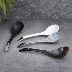 Japanese ceramic soup spoon long handle ramen spoon for home and restaurant kitchen tableware